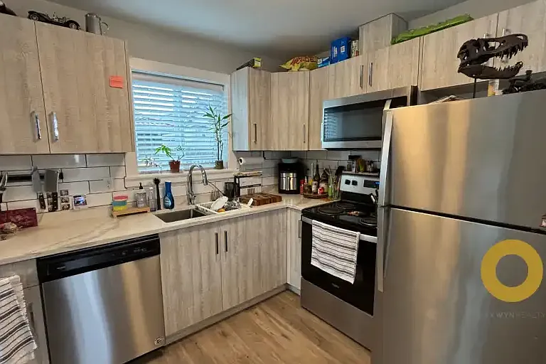 2554 Venables St #1A — Photo 9