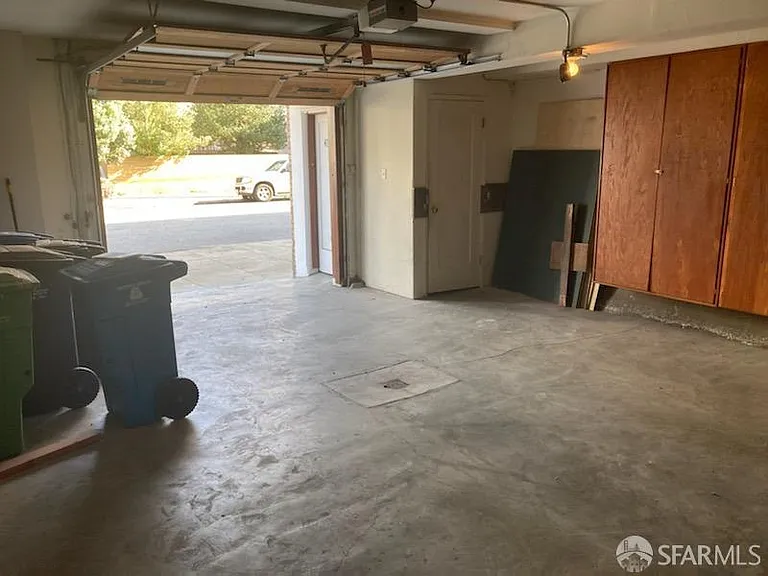 479 35th Ave — Photo 20
