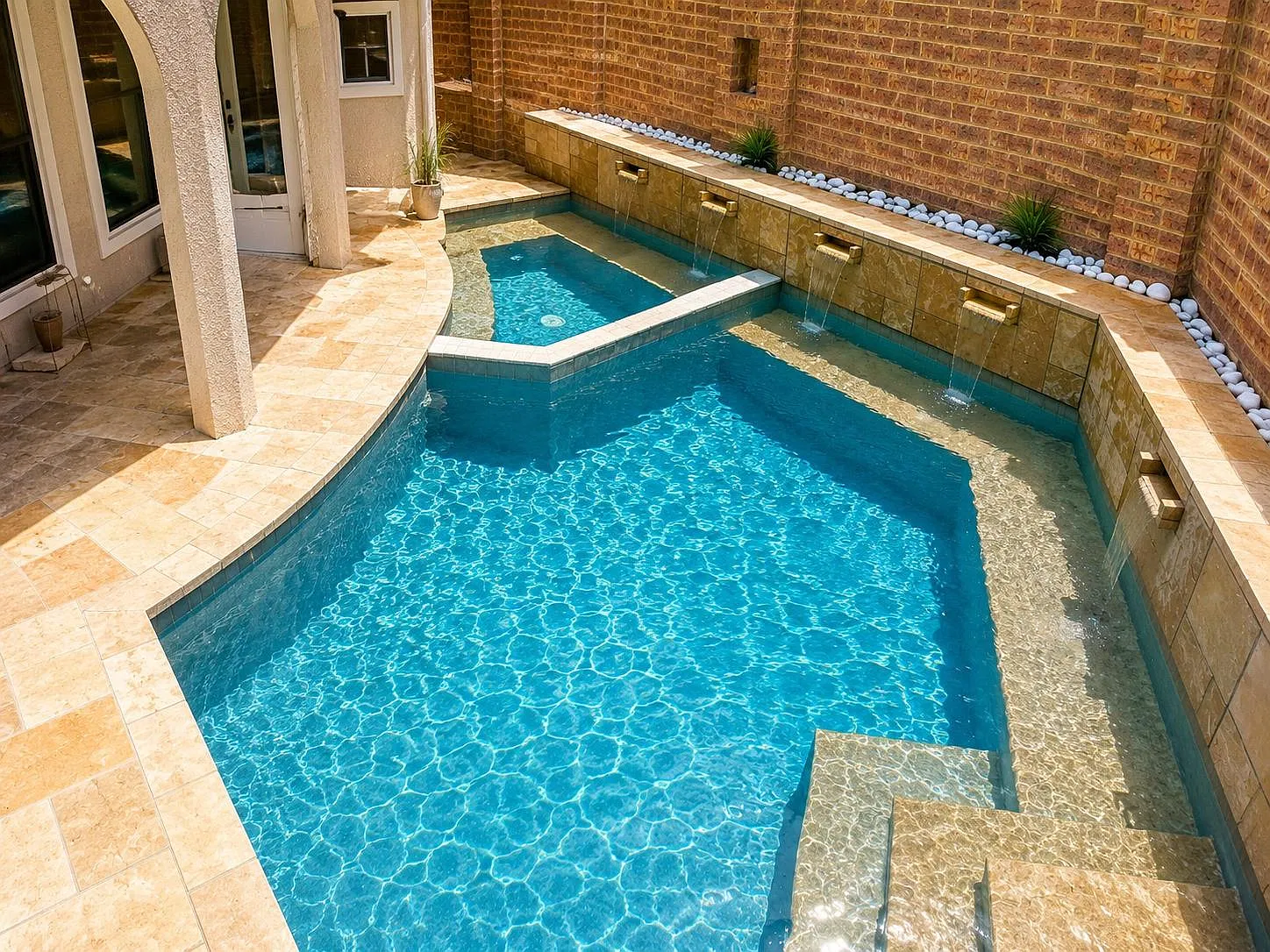 3 bed, 3.5 bath, 2350 sqft, $5,995 — Photo 1