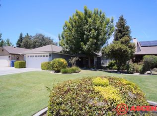 9116 Lacroix Ct, Bakersfield, CA 93311