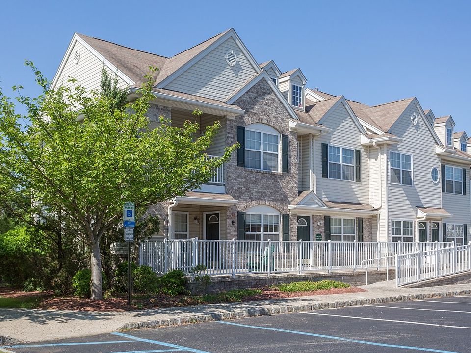 1st image of 2 Silverbeech Ct #12981311