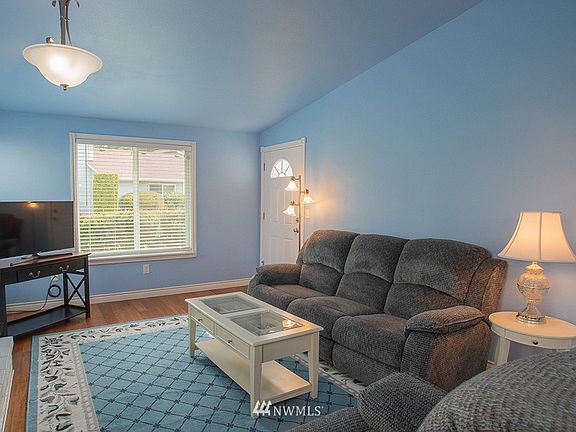 5th image of 24918 110th Ave SE #A
