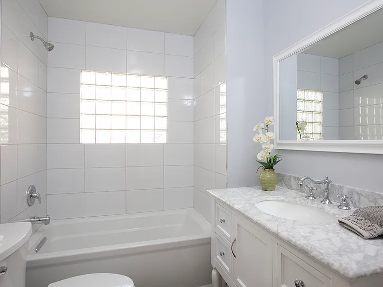 1344 Torrey Pines Rd — Photo 19
