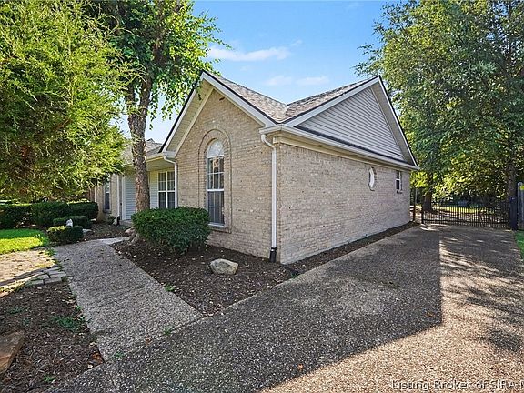 3rd image of 3014 Gardner Boulevard