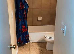 704 Oaks Field Rd #S1-2, Jacksonville, FL 32211