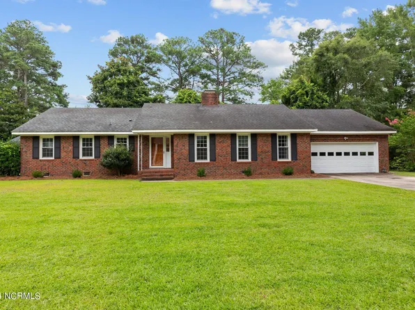 2105 Dallas Drive, Kinston, NC 28504