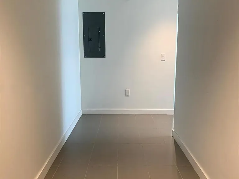 1600 NE 1st Ave #906 — Photo 18