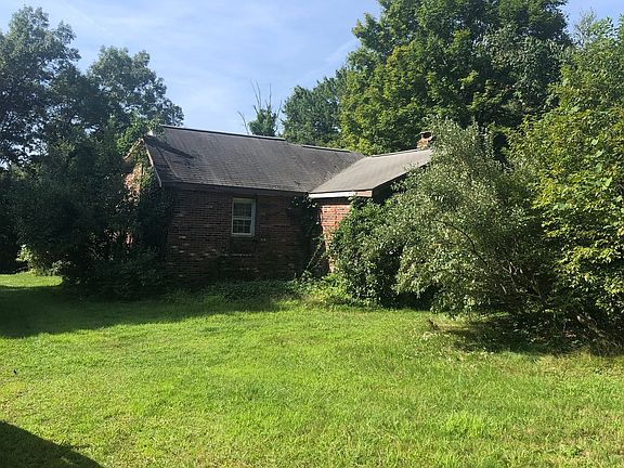 3rd image of 337 Hampton Road