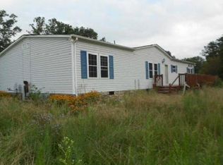 3960 Saddlesore Ln, Elliston, VA 24087