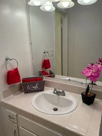 West Village Apartments — Photo 23