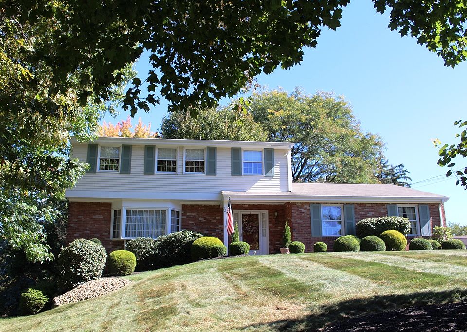 1st image of 129 Windgate Dr