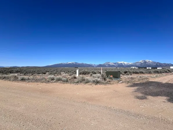 Calle Feliberto, El Prado, NM 87529