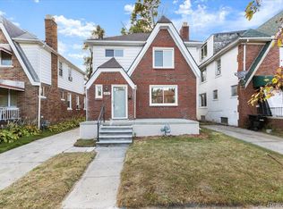 18287 Santa Rosa Dr, Detroit, MI 48221