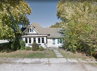 432 S County St, Lovington, IL 61937