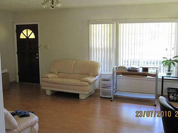 4th image of 4922 Ardsley Dr