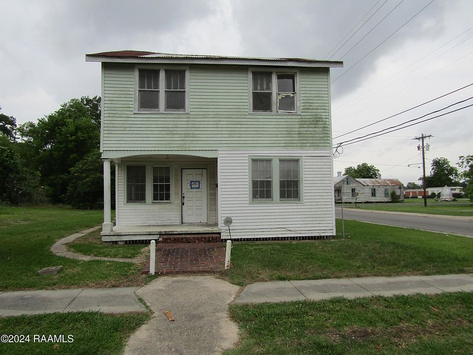 1st image of 325 W Hyacinth St