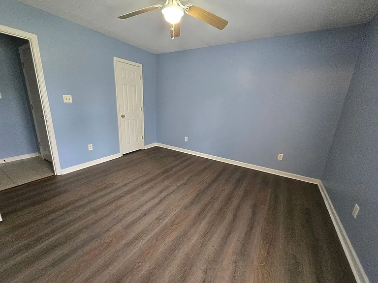 208 N Glenn Oak Dr — Photo 9