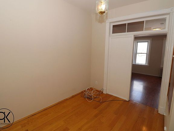 4th image of 182 Greenpoint Ave APT 4R