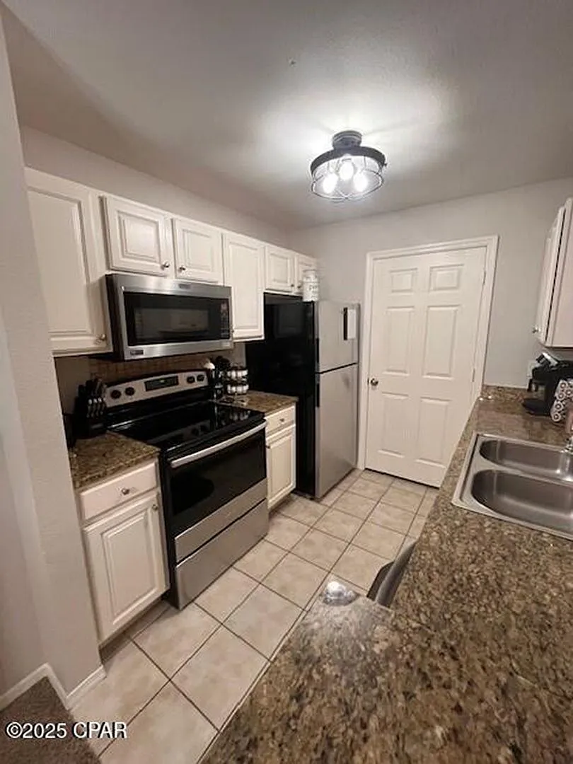 Nautilus Cove 3 Bedroom 2 Bath — Photo 3