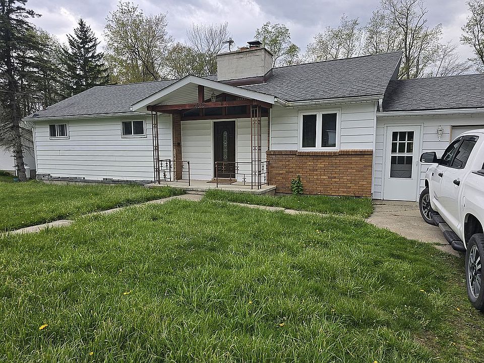 1st image of 425 Lehigh Rd