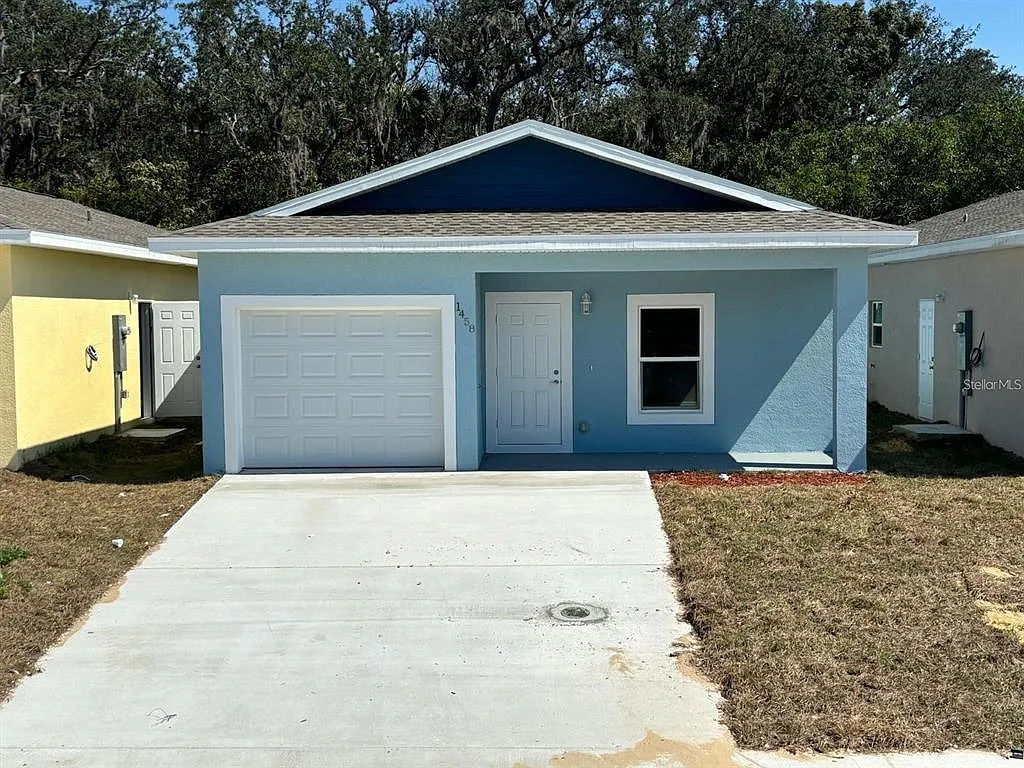 3 bed, 2.0 bath, 1300 sqft, $1,775 — Photo 1