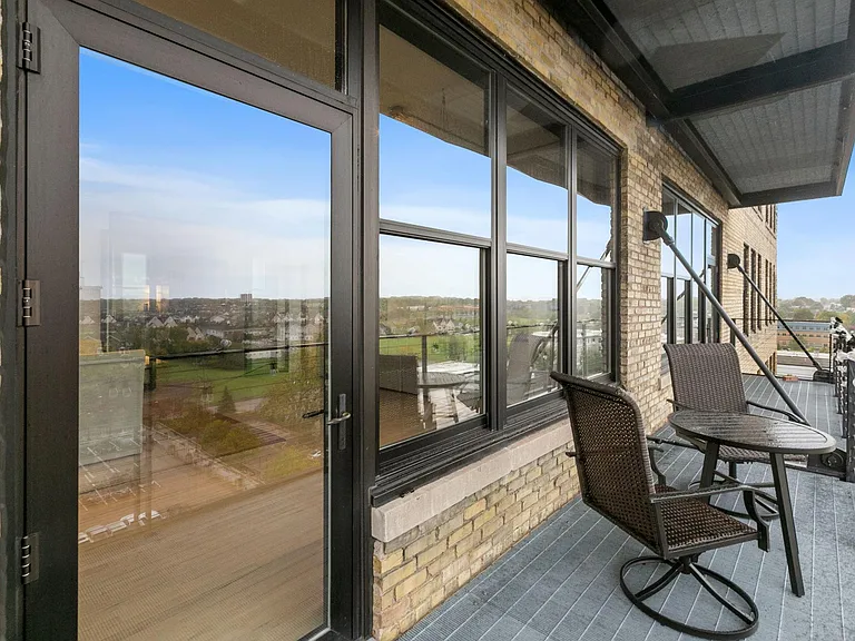 290 Market St #702 — Photo 21