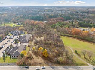 1 S Saginaw St, Grand Blanc, MI 48439