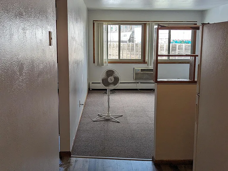 2209 Washington St NE #23 — Photo 5