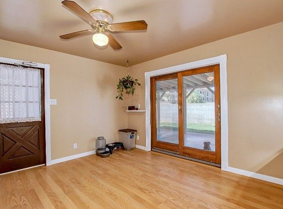 3rd image of 7508 E Belleview St