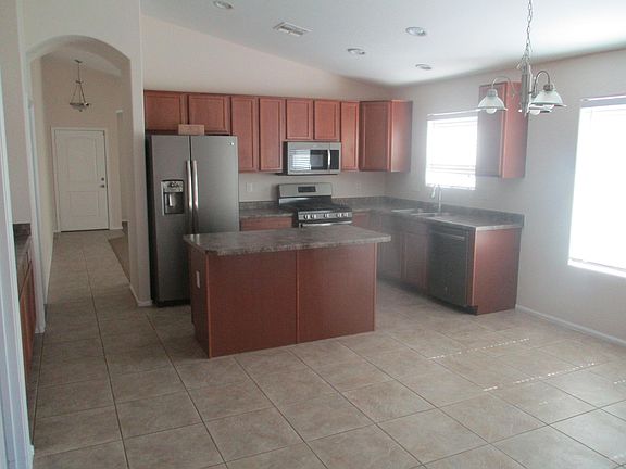 2nd image of 1315 E Palo Verde Dr