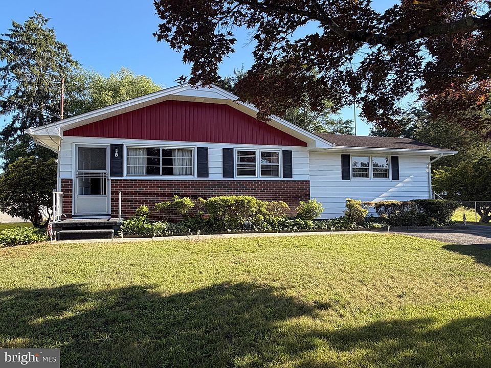 1st image of 1731 Magnolia Rd