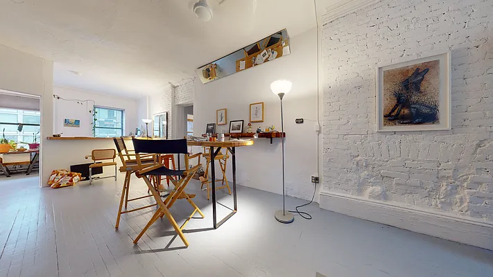 Rented by Bond New York | media 5