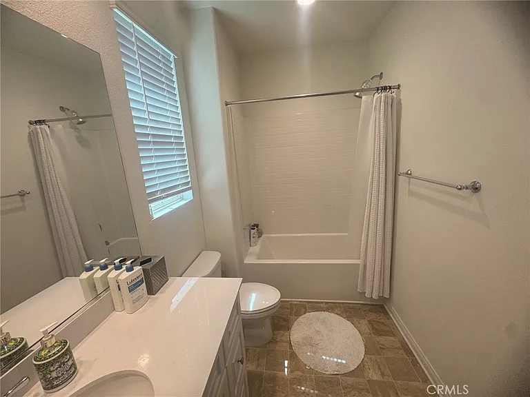 9509 Venetian Way — Photo 11