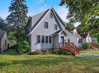 2738 Commercial Ave, Madison, WI 53704