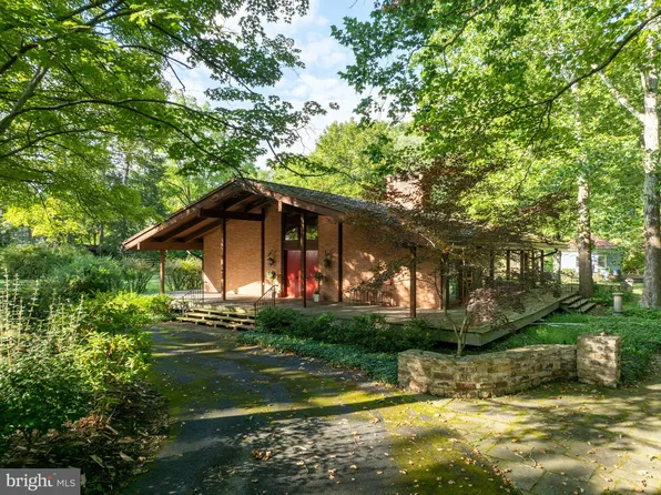 9204 Playhouse Rd, Petersburg, PA 16669