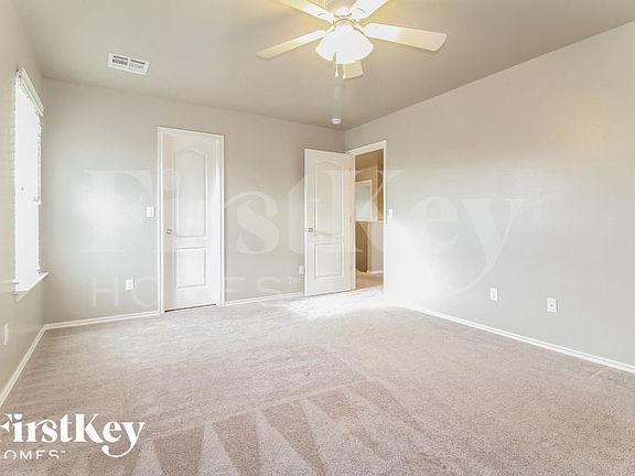 5th image of 2513 Demotte Dr