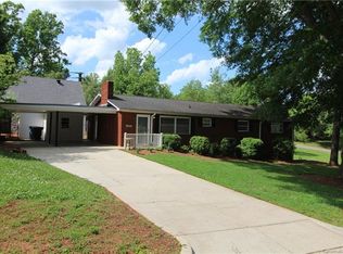 209 Fieldstone Cir, Statesville, NC 28677