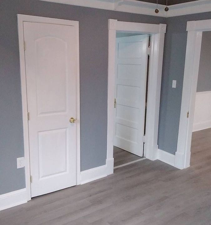 1st image of 136 W Westover Ave