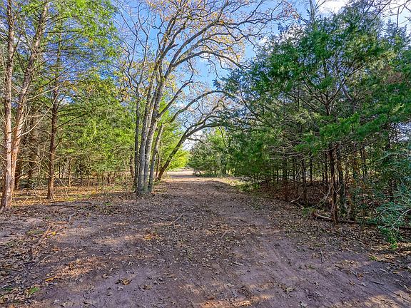 5th image of 31174 Courtney Rd