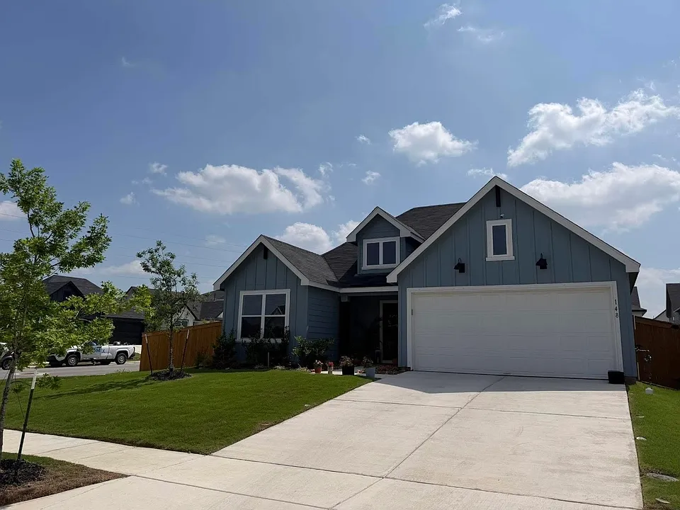 148 Flora Vista St #148