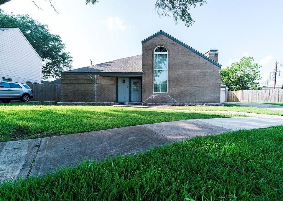 1st image of 2514 Knights Cir