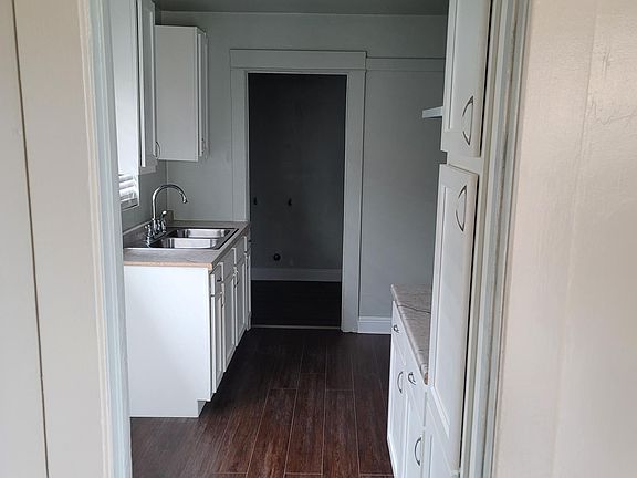 3rd image of 8720 S Prince Ave