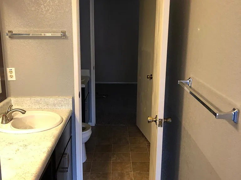 1545 E Sahuaro Dr #15 — Photo 8