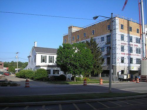 2nd image of 335 S College Ave