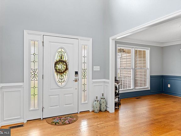 4th image of 29 Cedarview Ct