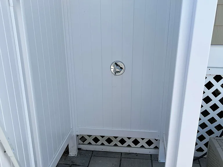 2 Basin St — Photo 23