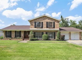 10124 S Kelly Ln, Westwego, LA 70094