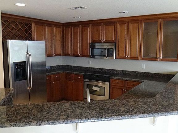5th image of 1478 Riverplace Blvd Suite 204