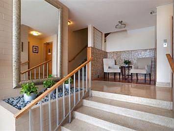 2nd image of 310 Stanyan St APT 301