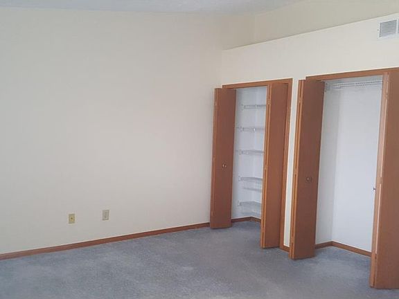 5th image of 7131 N Nightingale Pl